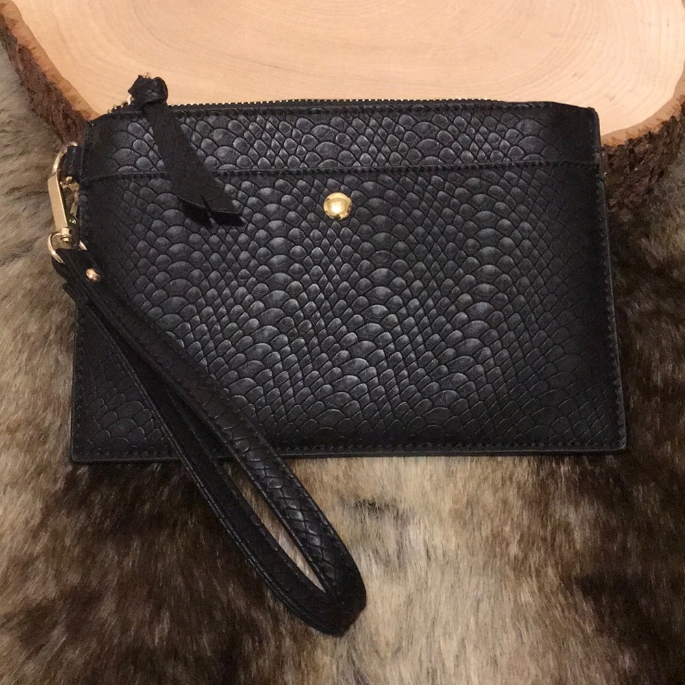 Black gator print clutch and bracelet with Gold